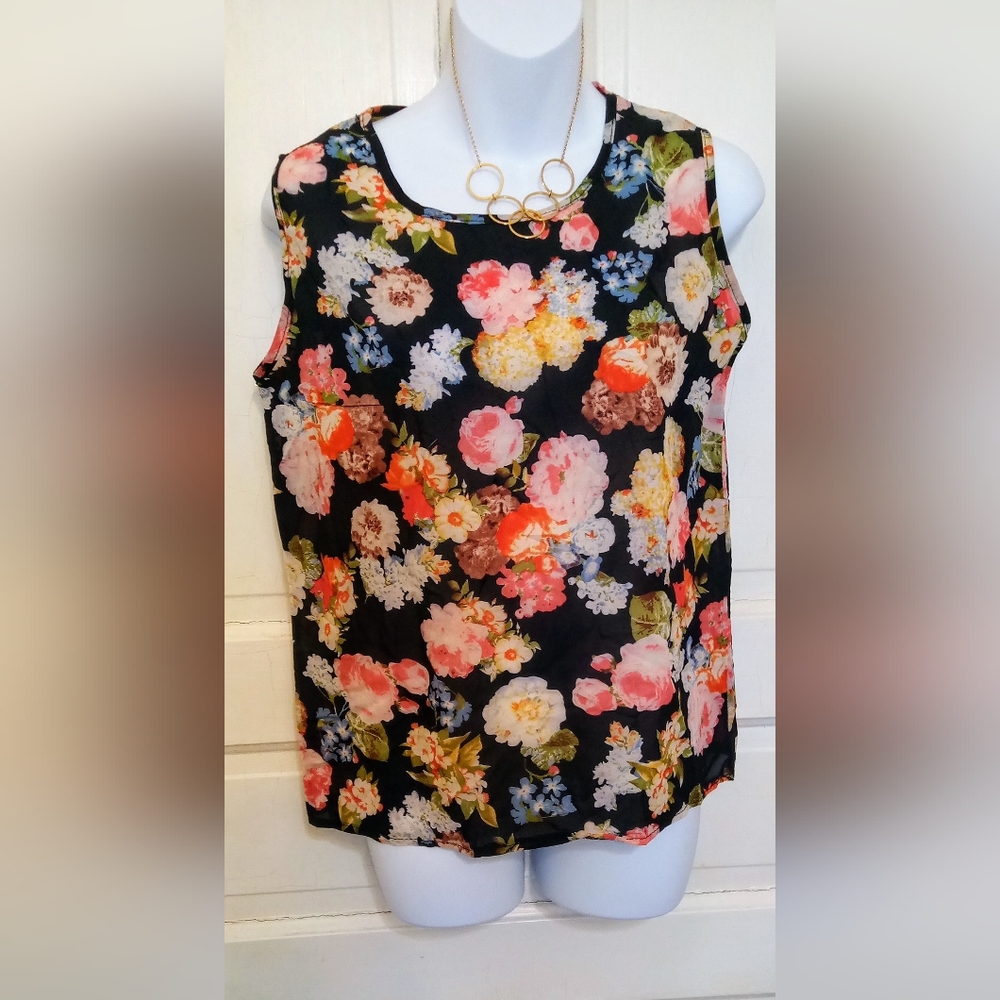🛍️ BUNDLE ONLY 🛍️Liva Girl Floral Sheer Sleeveless Top - Black and Pink